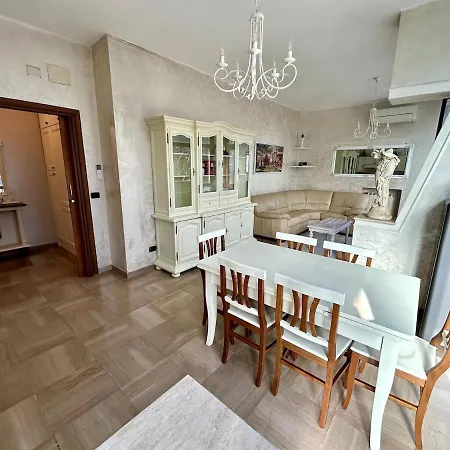 Da Elisa E Davide House * Rome