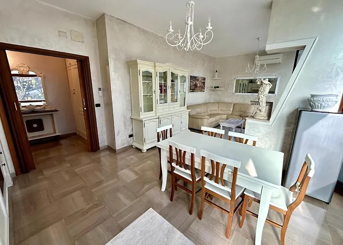 Da Elisa E Davide House * Rome