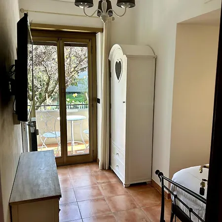 Apartment Da Elisa E Davide House