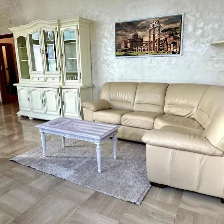 Da Elisa E Davide House Roma