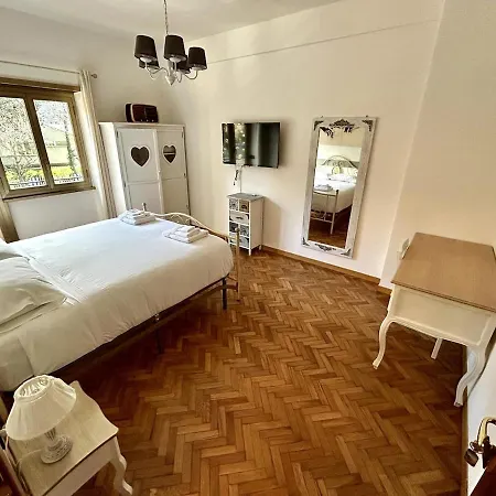 Lejlighed Da Elisa E Davide House Rom